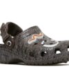 Anwar Carrots x Zuecos Kids «Soil – Espresso» Anwar Carrots x Zuecos Kids «Soil – Espresso»