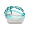 Chanclas de punto azul y blanco