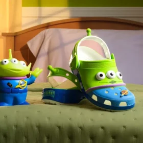 Classic Clog Alien de Toy Story de Disney y Pixar