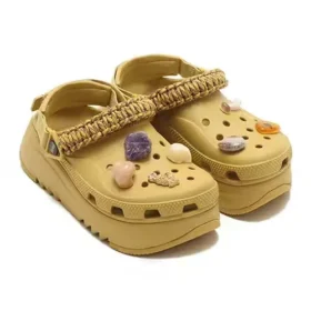 Crocs x Aries Classic Hiker Xscape Zueco «Desert Grass»