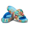 Crocs x Disney Stitch Classic Slide «Azul multicolor»