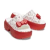 Crocs x Hello Kitty Stomp Slides «50.º aniversario»