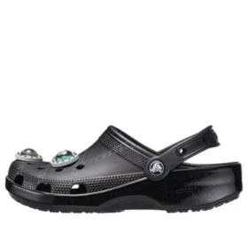 Crocs x Ron English Classic Clogs «Area 54 – Negro»