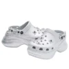 Crocs x SMFK Bae Zueco «Glitter plateado»