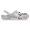 Crocs x Steven Harrington Classic Clogs «Quickstrike – Blanco Negro»