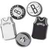 Paquete de 5 colgantes Jibbitz™ de los Brooklyn Nets de la NBA Paquete de 5 colgantes Jibbitz™ de los Brooklyn Nets de la NBA