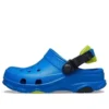 Sandalias azules de tacón bajo