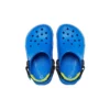 Sandalias azules de tacón bajo