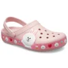 Sandalias unisex Crocs x Line Friends en rosa playa
