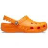 Sandalias unisex de playa en naranja brillante