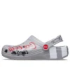 Sandalias unisex deportivas casuales de talón plano para actividades al aire libre Coca-Cola x Crocs Crossover Light X, color gris