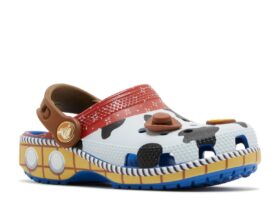 Toy Story x Classic Clog para niños pequeños «Woody»