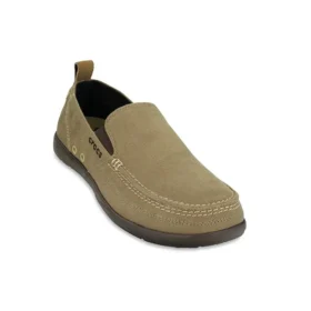 Zapatos deportivos casuals de estilo «athleisure» en color caqui