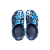 Zuecos Classic Clog con estampado de camuflaje «Azul marino»