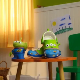 Zuecos Classic Clog de Toy Story de Disney Pixar para niños pequeños