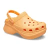 Zuecos clásicos Retro Crocs con suela gruesa, color naranja, sandalias con diseño de ballena pequeña