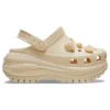 Zuecos Mega Crush con conchas y perlas «Beige»
